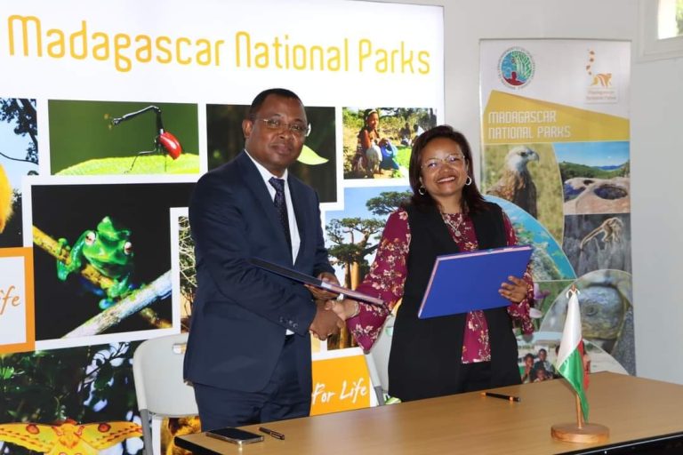 Accord de partenariat entre Madagascar National Parks et le Projet PIC3