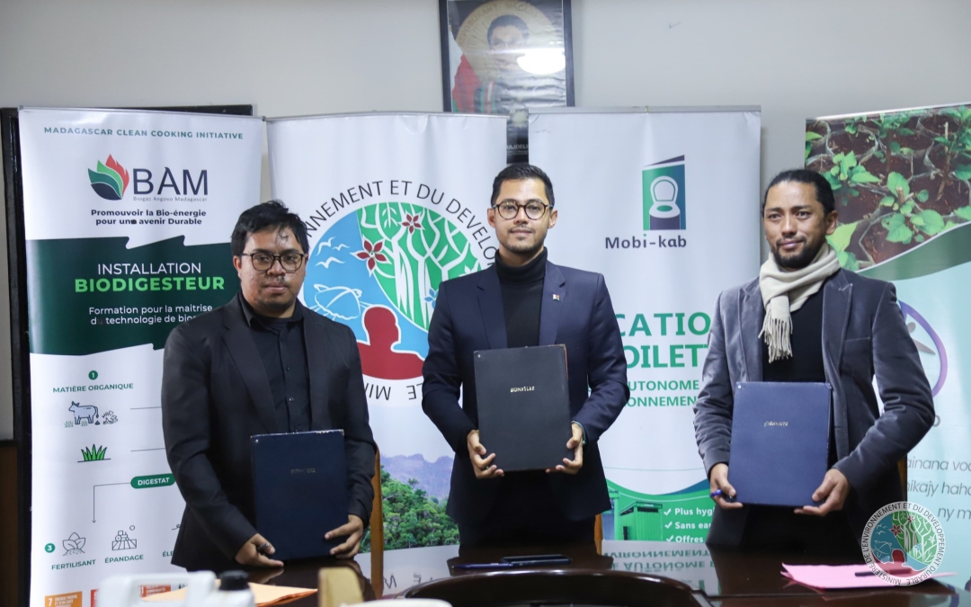 𝗙𝗶𝗮𝗿𝗼𝘃𝗮𝗻𝗮 𝗻𝘆 𝘁𝗼𝗻𝘁𝗼𝗹𝗼 𝗶𝗮𝗶𝗻𝗮𝗻𝗮 : 𝗙𝗮𝗻𝗮𝗼𝘃𝗮𝗻-𝘁𝘀𝗼𝗻𝗶𝗮 𝗳𝗶𝗮𝗿𝗮𝗵𝗮-𝗺𝗶𝗮𝘀𝗮 𝘁𝗲𝗼 𝗮𝗺𝗶𝗻’𝗻𝘆 𝗠𝗘𝗗𝗗 – 𝗙𝗔𝗡’𝗗𝗜𝗢 – 𝗟𝗢𝗢𝗪𝗔𝗧𝗧 – 𝗕𝗔𝗠